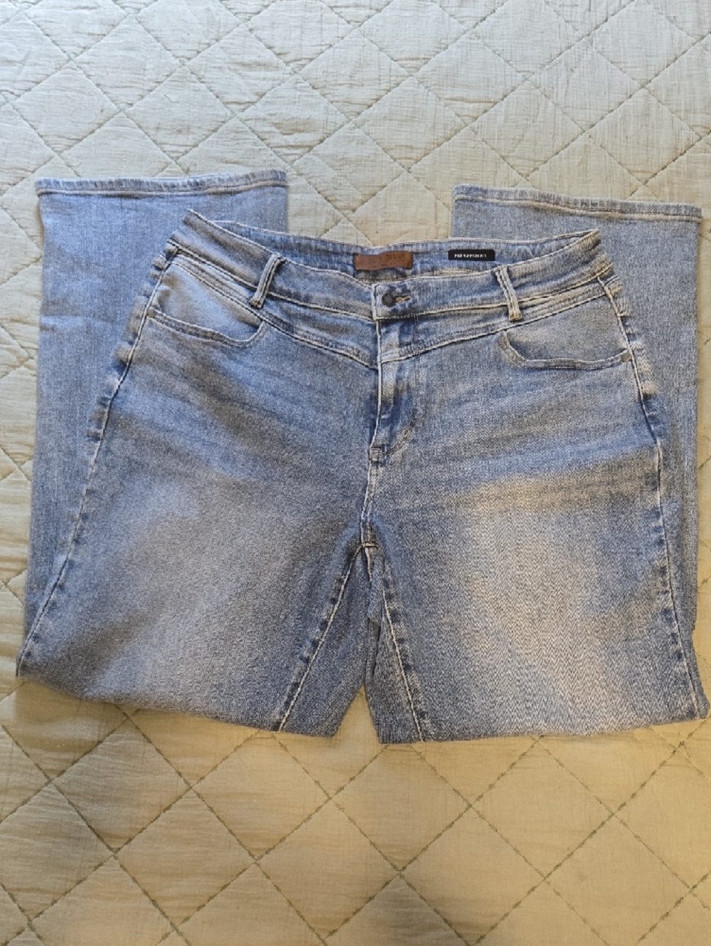 Judy Blue Wide Leg Jeans - Picture 2 of 8